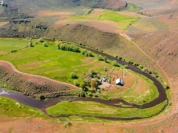 41580 Stanciu Rd, Richland, OR 97870