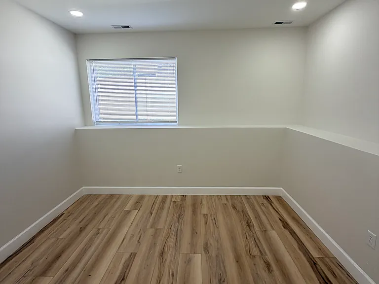 44 Warner St #A6 — Photo 11