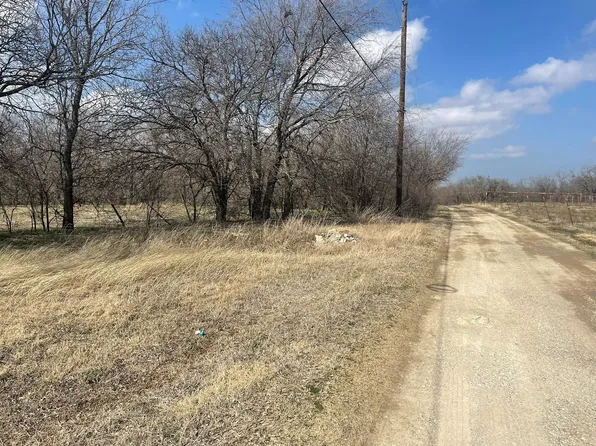 13711 County Road 511, Venus, TX 76084