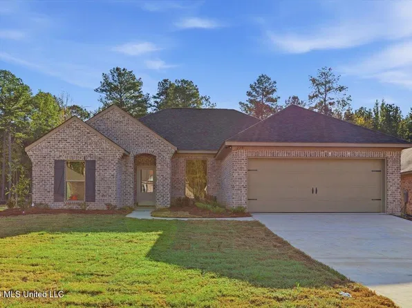 219 Anderson Oaks Dr, Pearl, MS 39208