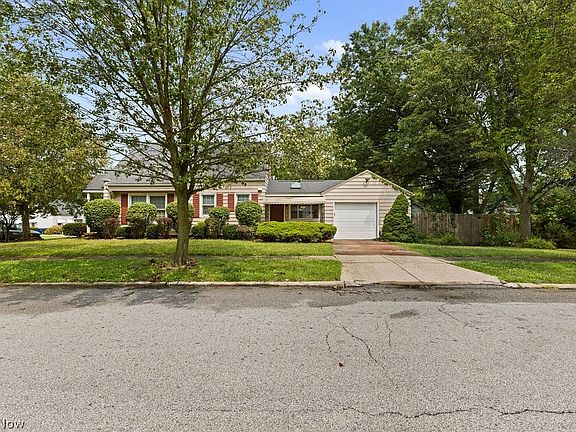 2nd image of 2407 27th St