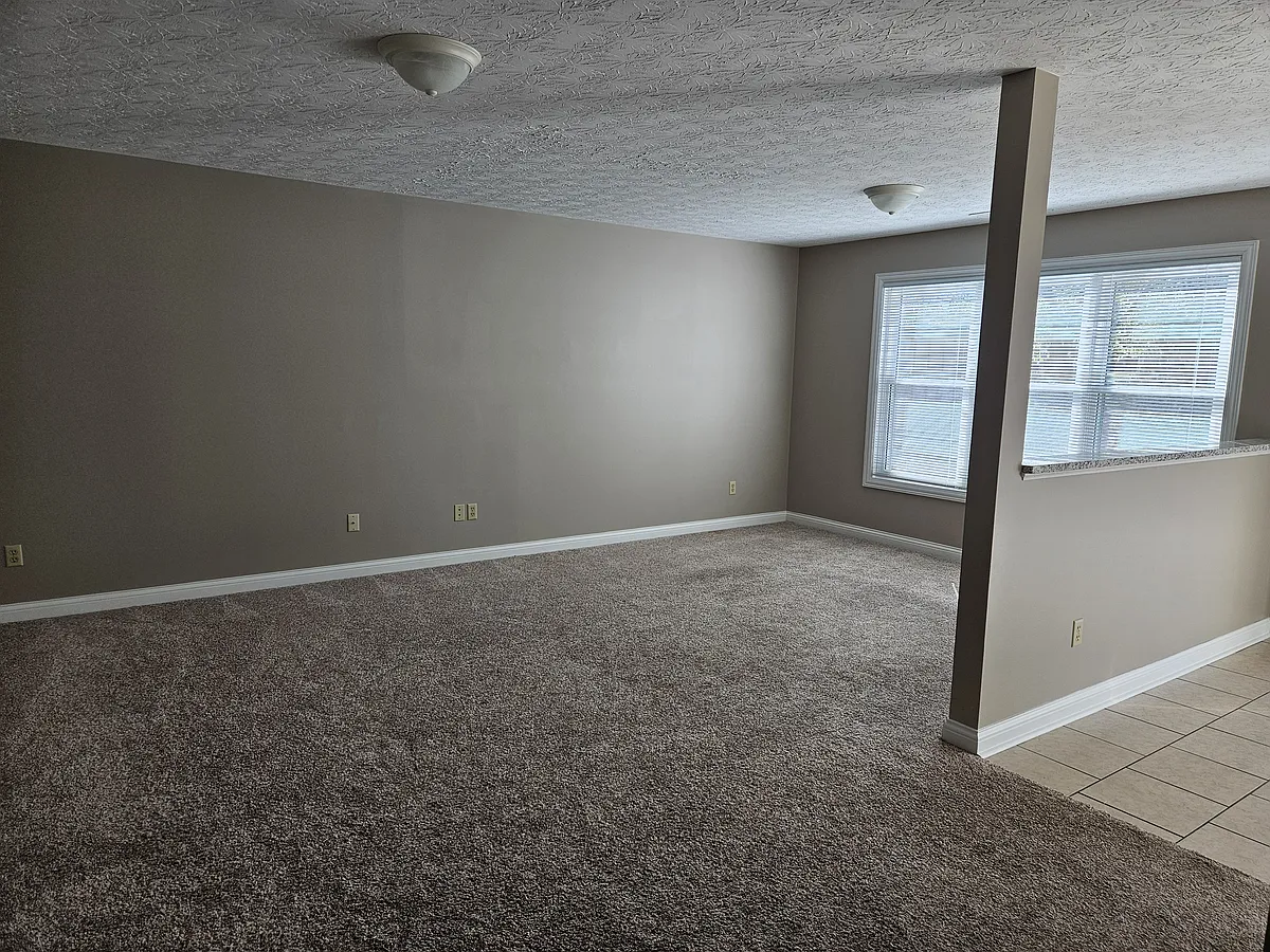 Building Photo - 714 Sherwood Green Ct