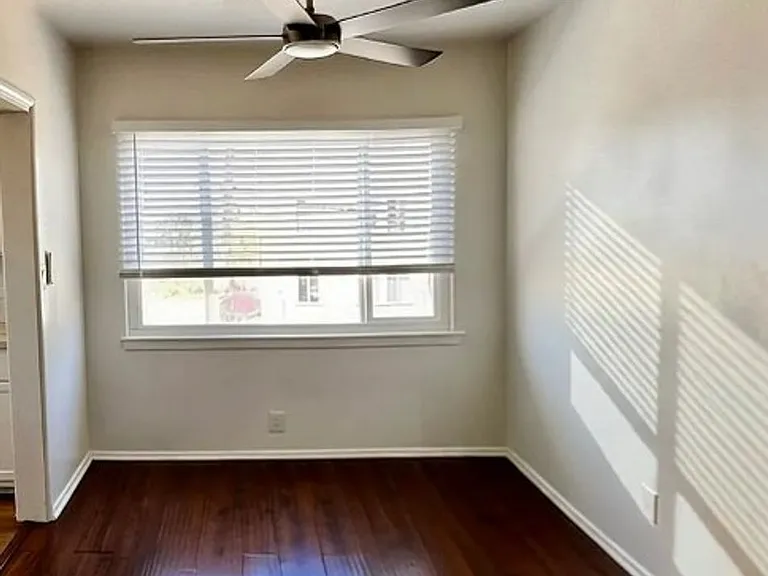 261 S New Hampshire Ave — Photo 11
