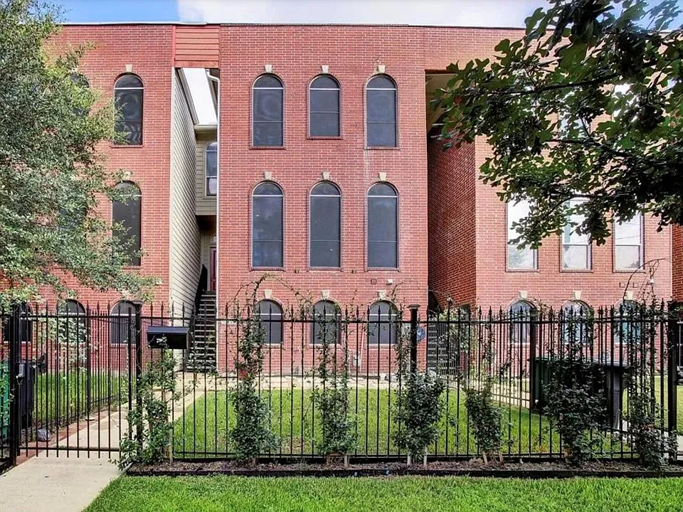 1334 Emancipation Ave