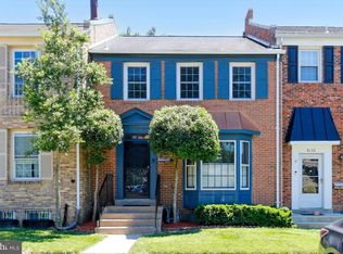 8134 Sleepy View Ln, Springfield, VA 22153