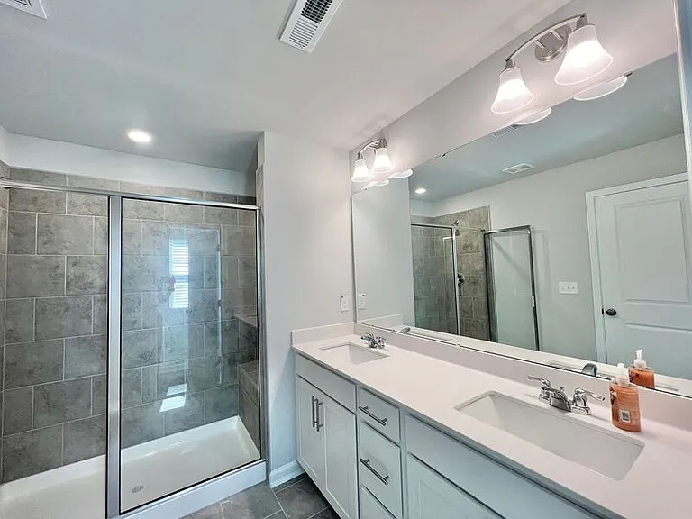 208 Garden Vine Trl — Photo 12