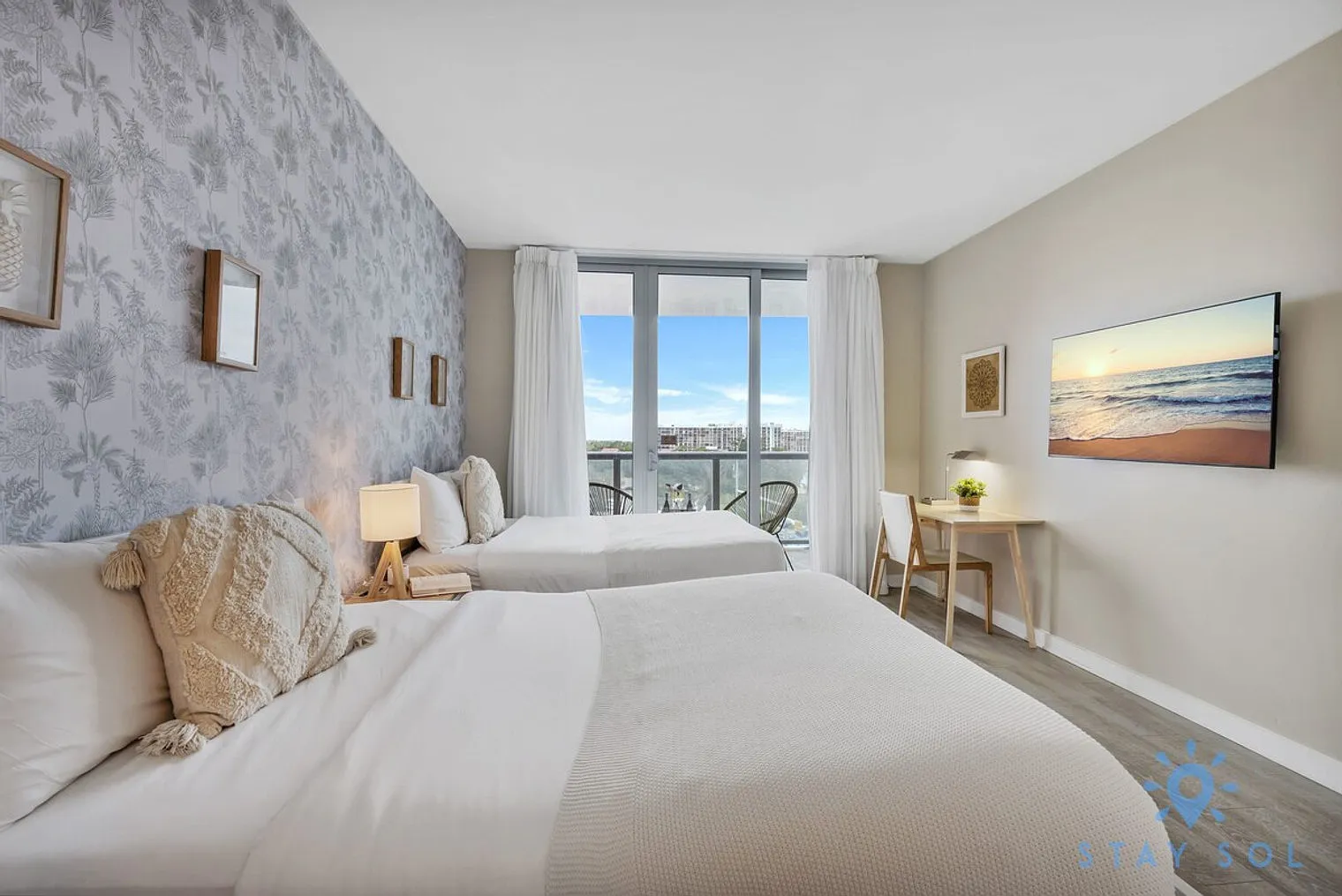 Studio, 1.0 bath, 290 sqft, $2,400 — Photo 3