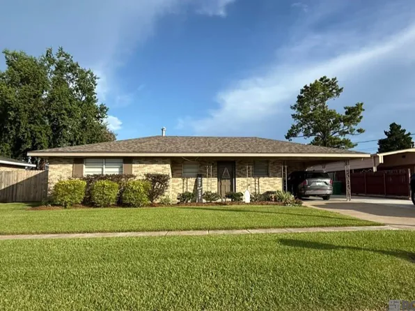 1875 Hymel St, Lutcher, LA 70071