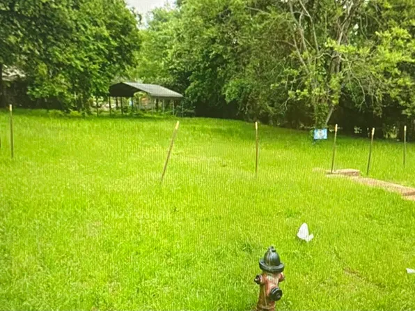 564 S Main St, Rusk, TX 75785