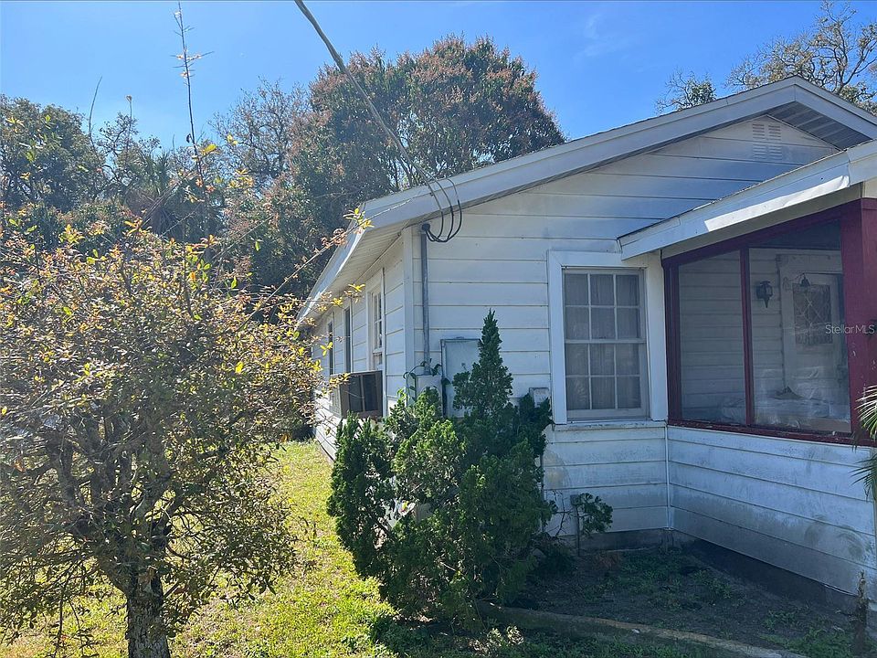 2nd image of 1523 19th Ave W