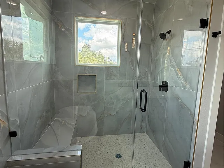 3101 Live Oak St — Photo 11