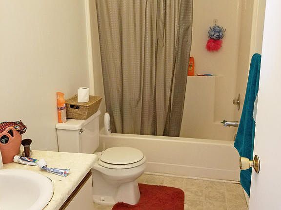 5th image of 240 Pheasant Run Dr Unit 262
