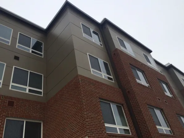 Visionary Square Senior 60+