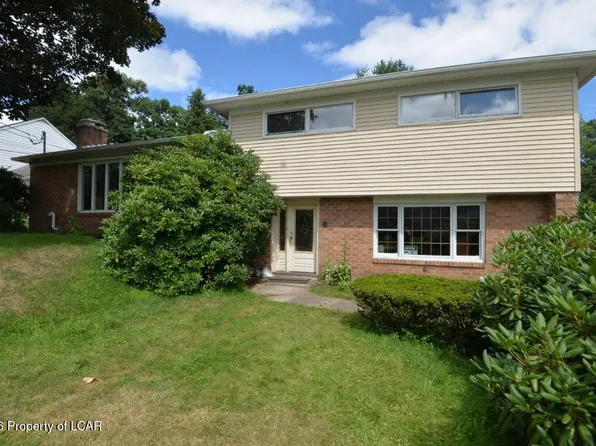 78 Summit Rd, Mountain Top, PA 18707