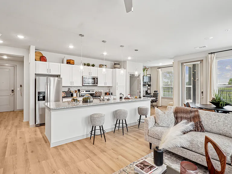 Virtuo Spring — Photo 19