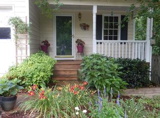 585 Brookstone Dr, Athens, GA 30605