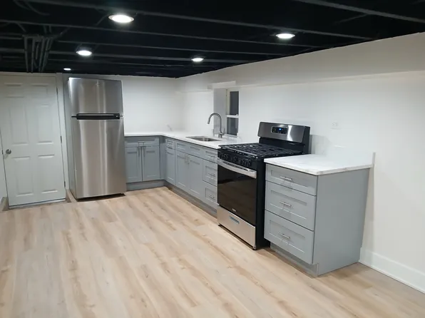 1753 N Whipple St, Chicago, IL 60647