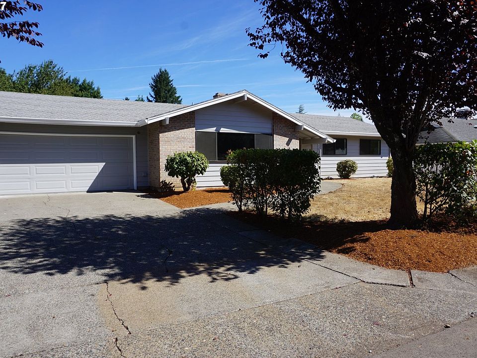 1st image of 11812 SE McGillivray Blvd