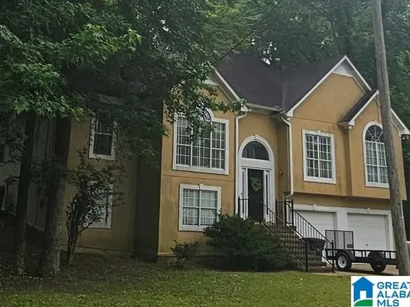 113 Loyola Cir, Helena, AL 35080