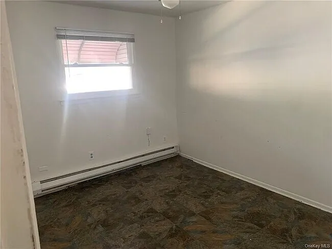 3 bed, $3,200 — Photo 3