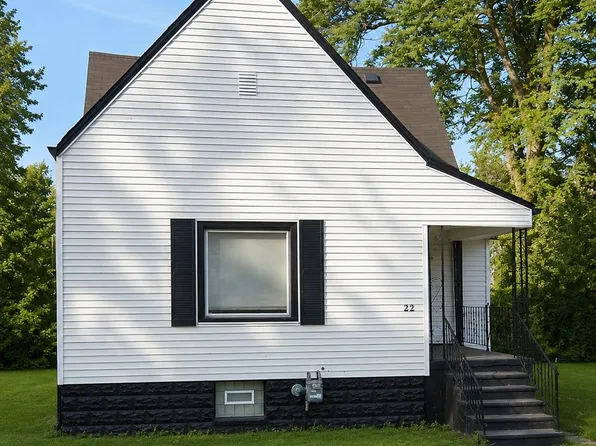 22 E Charlotte St, Ecorse, MI 48229