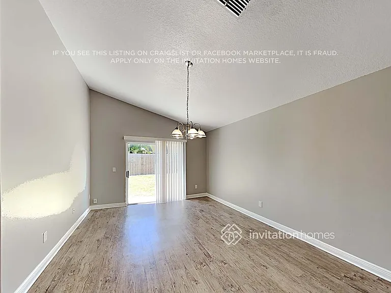 11425 Kenley Cir — Photo 3
