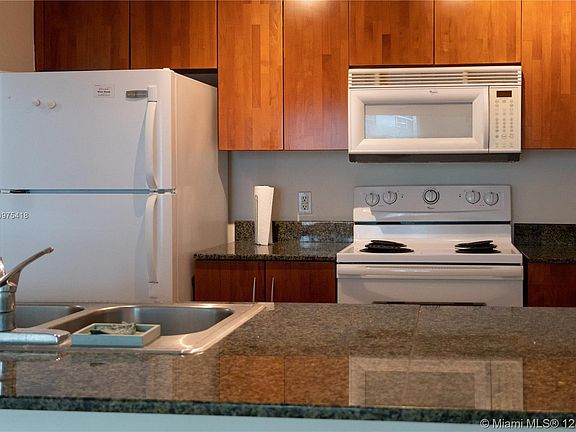 3rd image of 1200 Brickell Bay Dr APT 3018