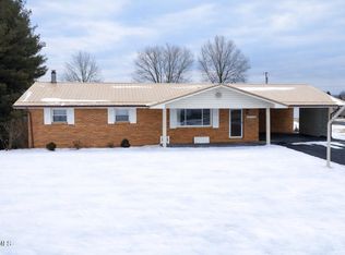 45 Holbrook Dr, Castlewood, VA 24224