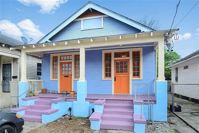1st image of 2617 Dante St
