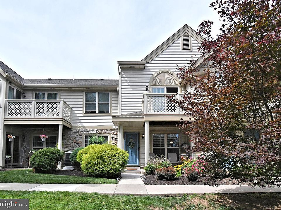 1st image of 113 Foxmeadow Dr #113