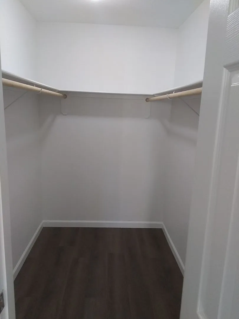 2 bed 2 bath w/carport, Great location off 2nd and Sable near 6th and I-225 and Aurora Mall — Photo 3