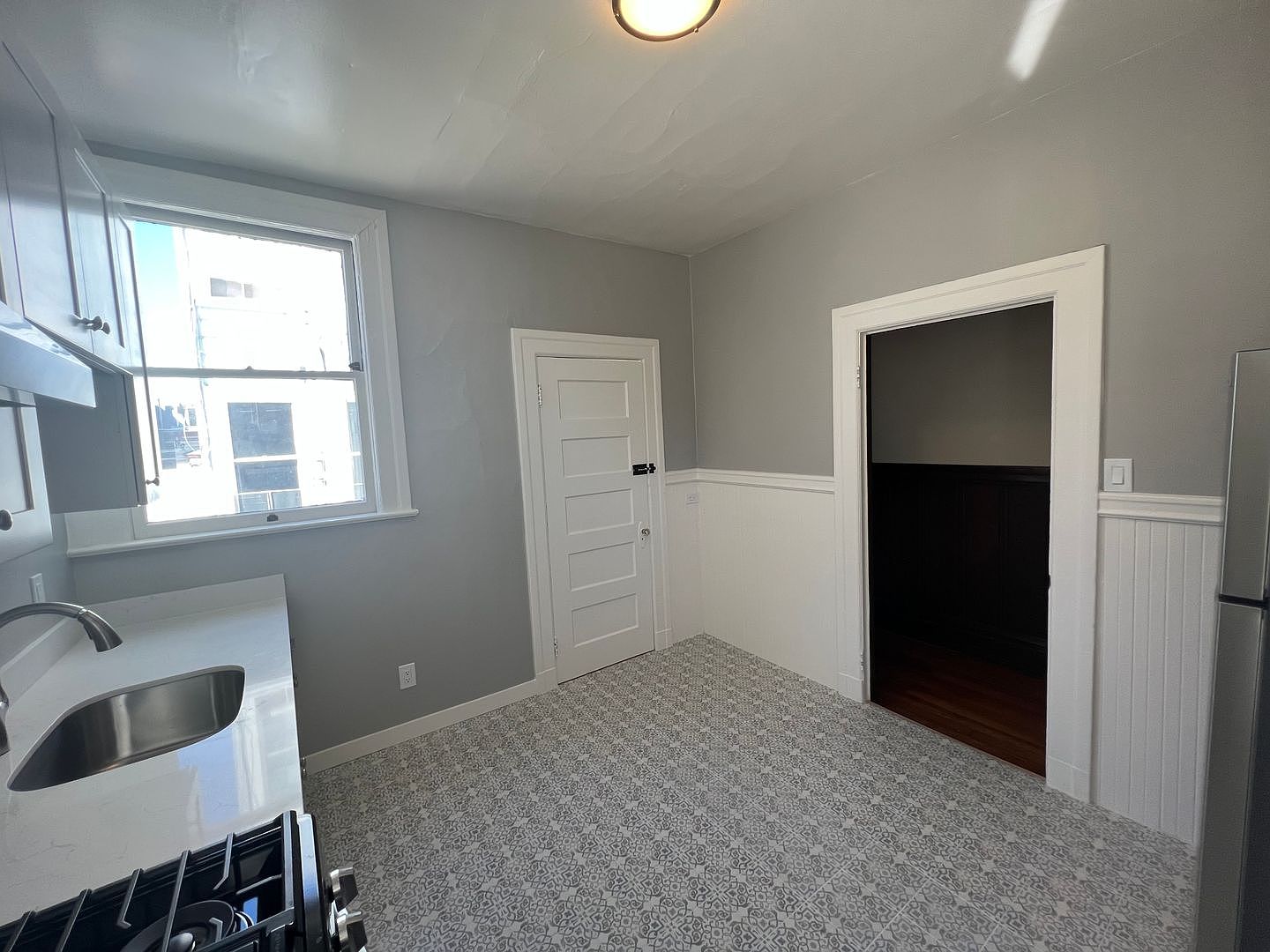 359 S Van Ness Ave Unit 361A - Image 5