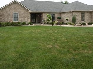 7740 Kings Ridge Cir, Fairborn, OH 45324