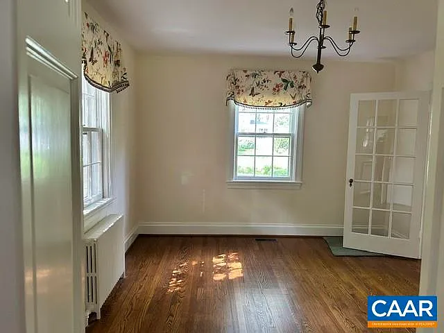 1618 Oxford Rd — Photo 17