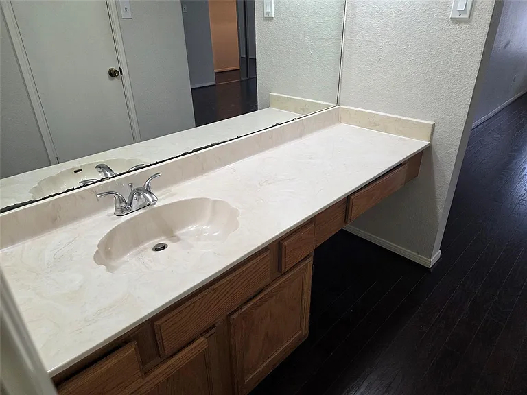 3780 Tanglewilde St #106 — Photo 20