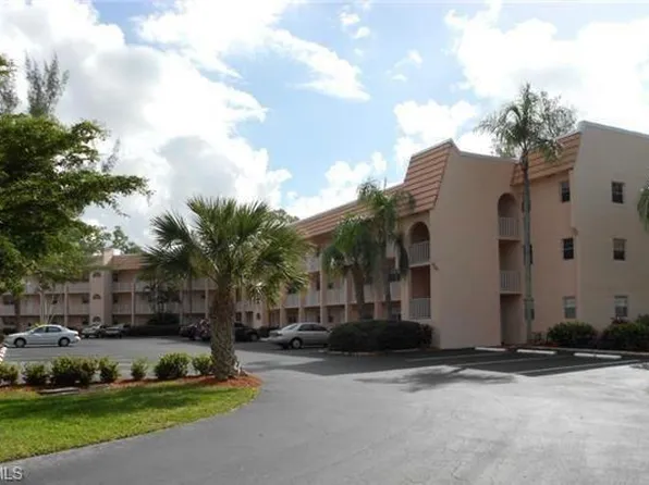 400 Forest Lakes Blvd, Naples, FL