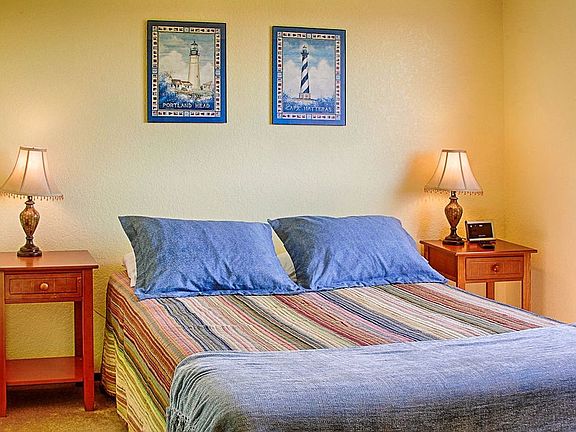 5th image of 865 Cuddy Ct NW #206A