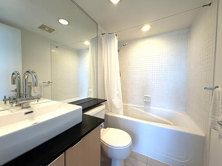 989 Beatty St #904 — Photo 15
