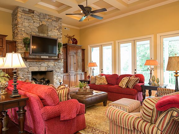 4th image of 285 River Cove Mdws