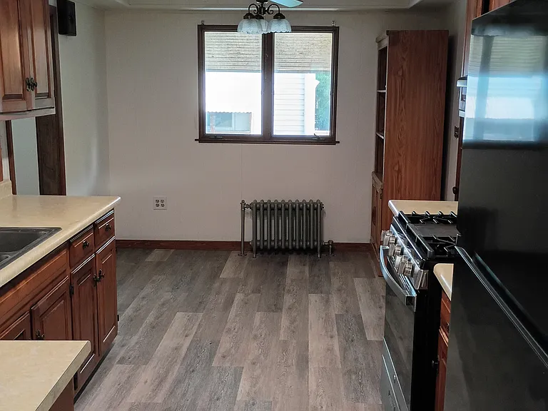 28 Wilson St #1 — Photo 9