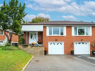37 Gambello Cres, Toronto, ON M3J1W2