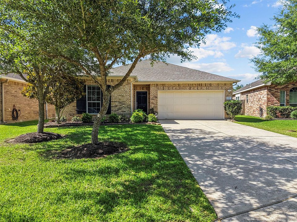 1st image of 3204 Featherwood Lane