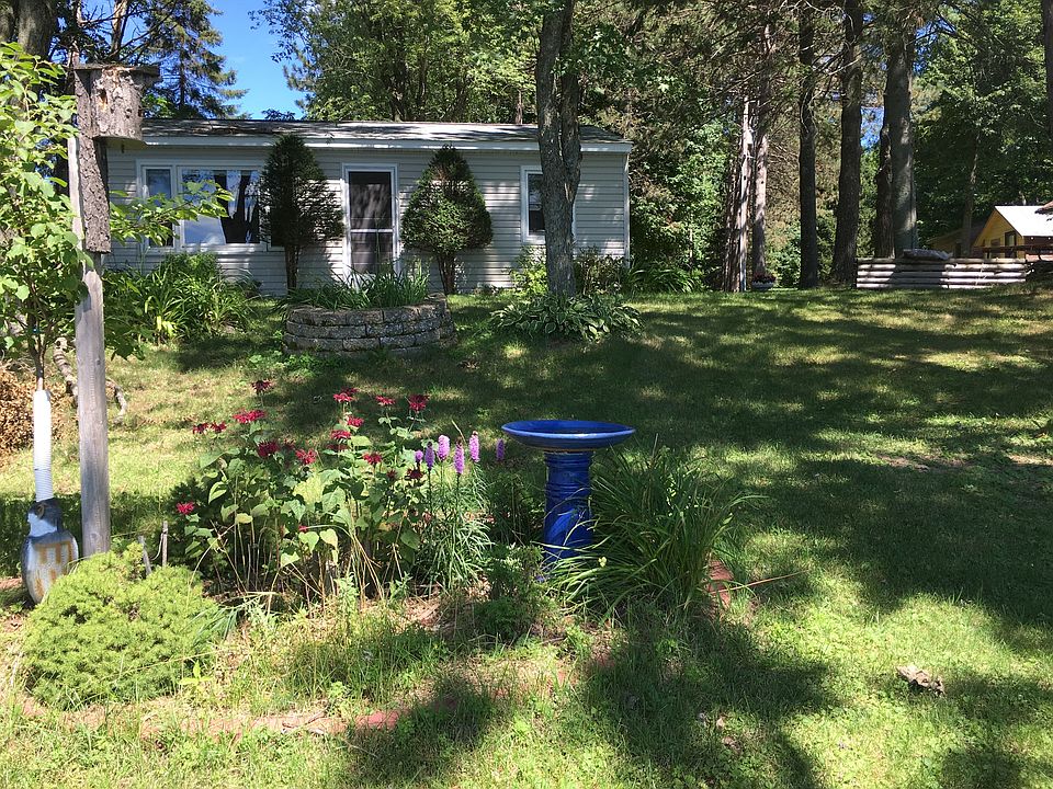 Front View of Cabin