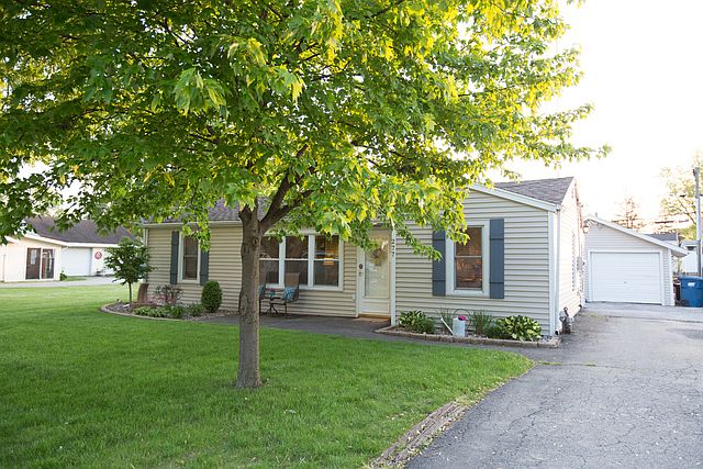 1st image of 277 Belle Aire Ave