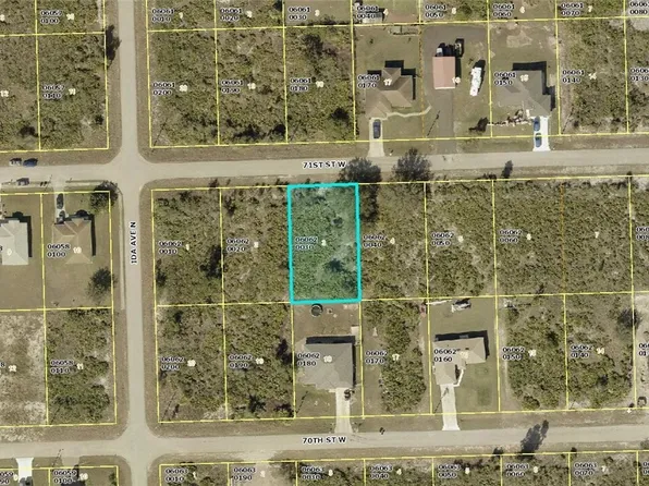 2715 71st St W, Lehigh Acres, FL 33971