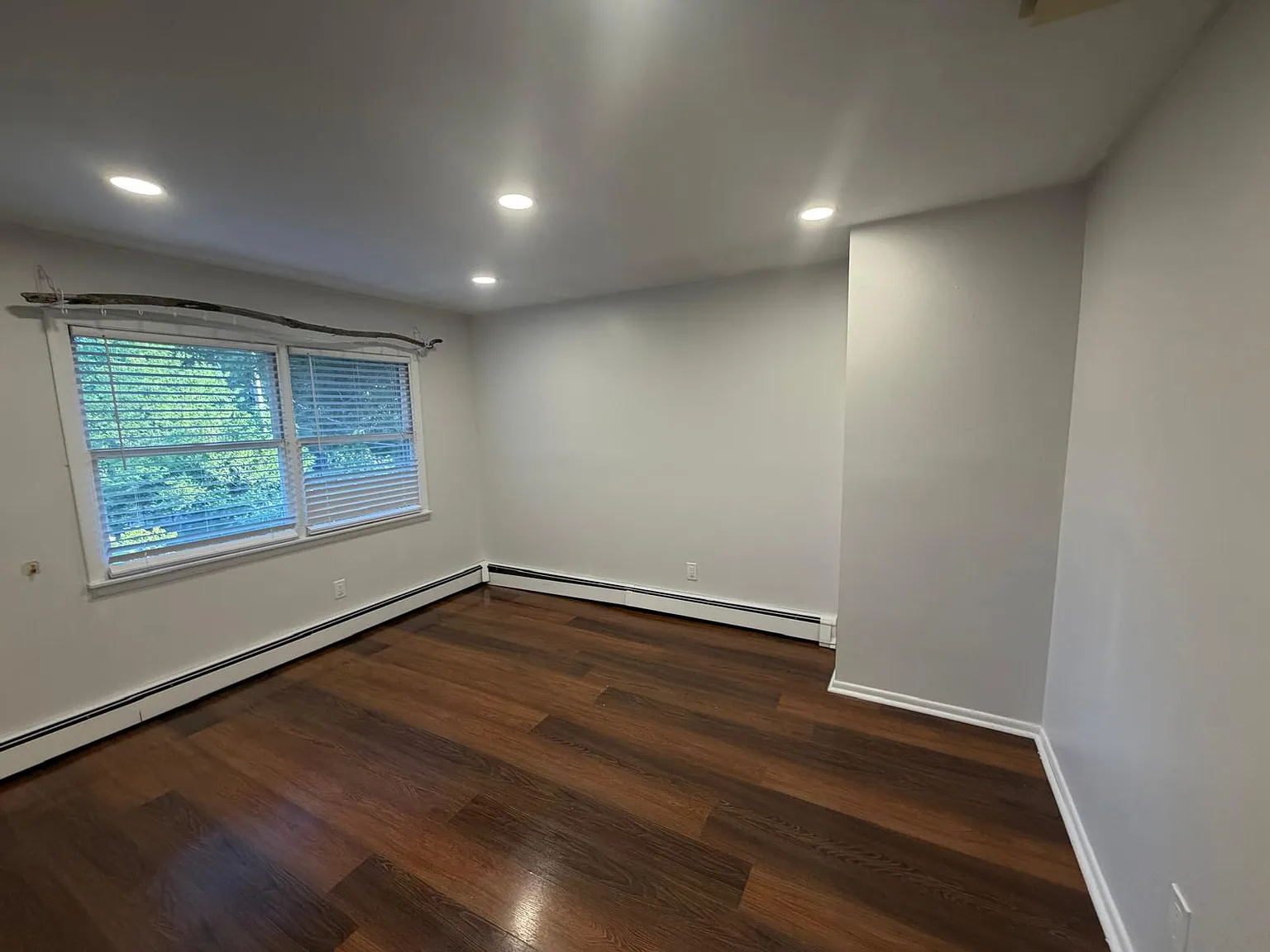 Rocco Dr, East Northport — Photo 4