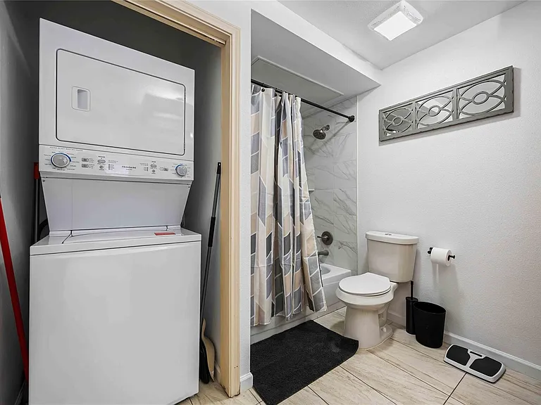 3231 Allen Pkwy #6101 — Photo 12