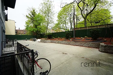 Rented by Rennit Inc.