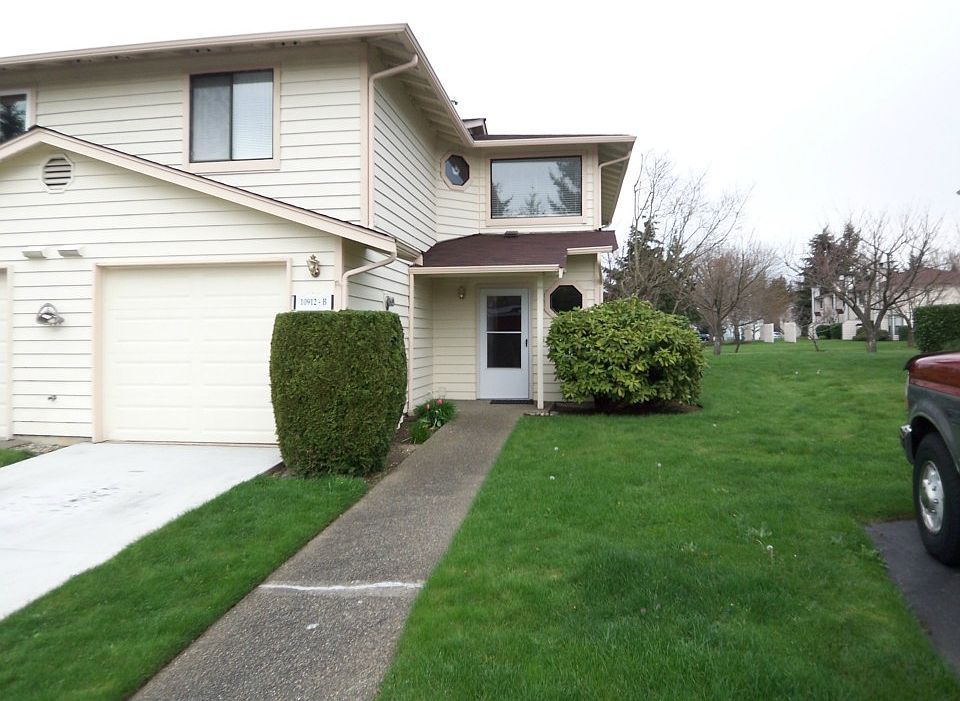 1st image of 10912 SE 250th Ct #B