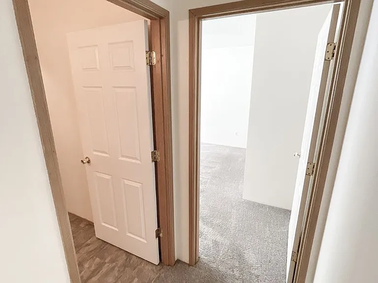 5416 N Hills Dr — Photo 13